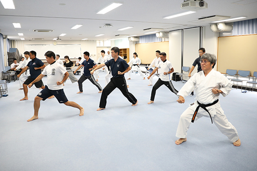 You are currently viewing 岡山県にて「学校空手道指導者研修会」開催