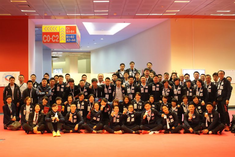 KARATE1プレミアリーグ・モスクワ 日本は10個のメダル獲得 公益財団法人 全日本空手道連盟