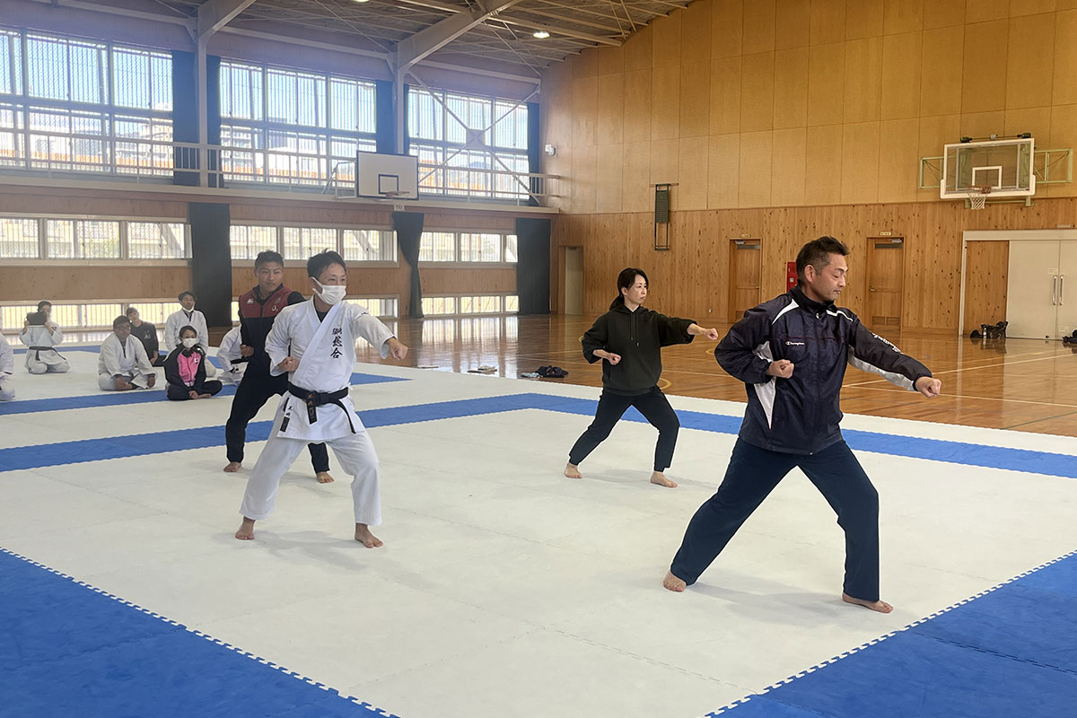 あなたが現在見ているのは 学校空手道実技指導者講習会＜山口会場＞
